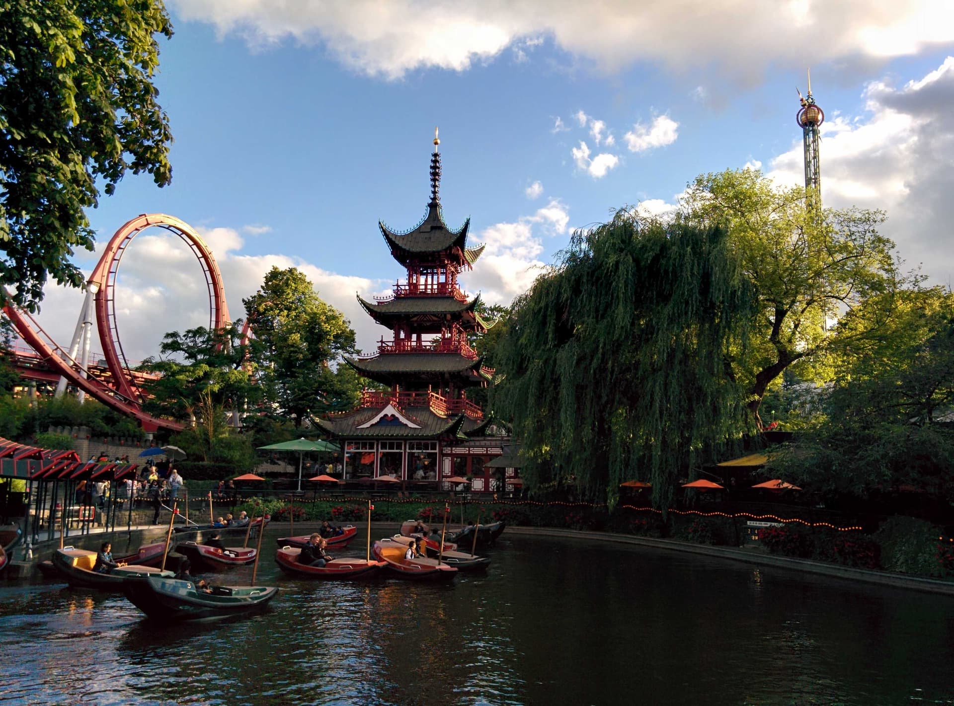 Copenhagen Walking Tour + Tivoli Gardens Entry